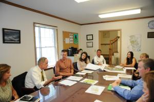 Senator Tom Carper discusses water policy at DWRC Aug 2016